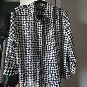 New York & Company Black and White Houndstooth Shirt